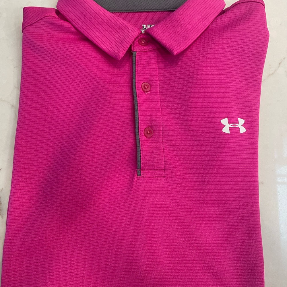 Men’s Under Armour Pink golf shirt loose fit SZ XL